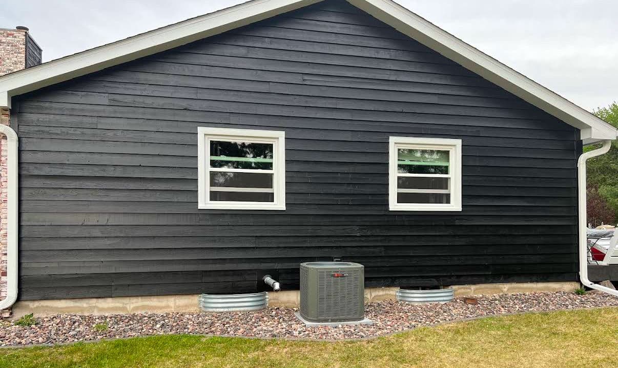 Gallery photos for Exterior Siding Paint Job Completed in the Eau Claire Area: Image #3